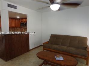 LAUDERDALE OAKS CONDO I - Residential Lease
