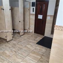 LAUDERDALE OAKS CONDO I - Residential Lease
