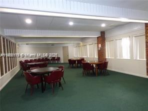 LAUDERDALE OAKS CONDO I - Residential Lease