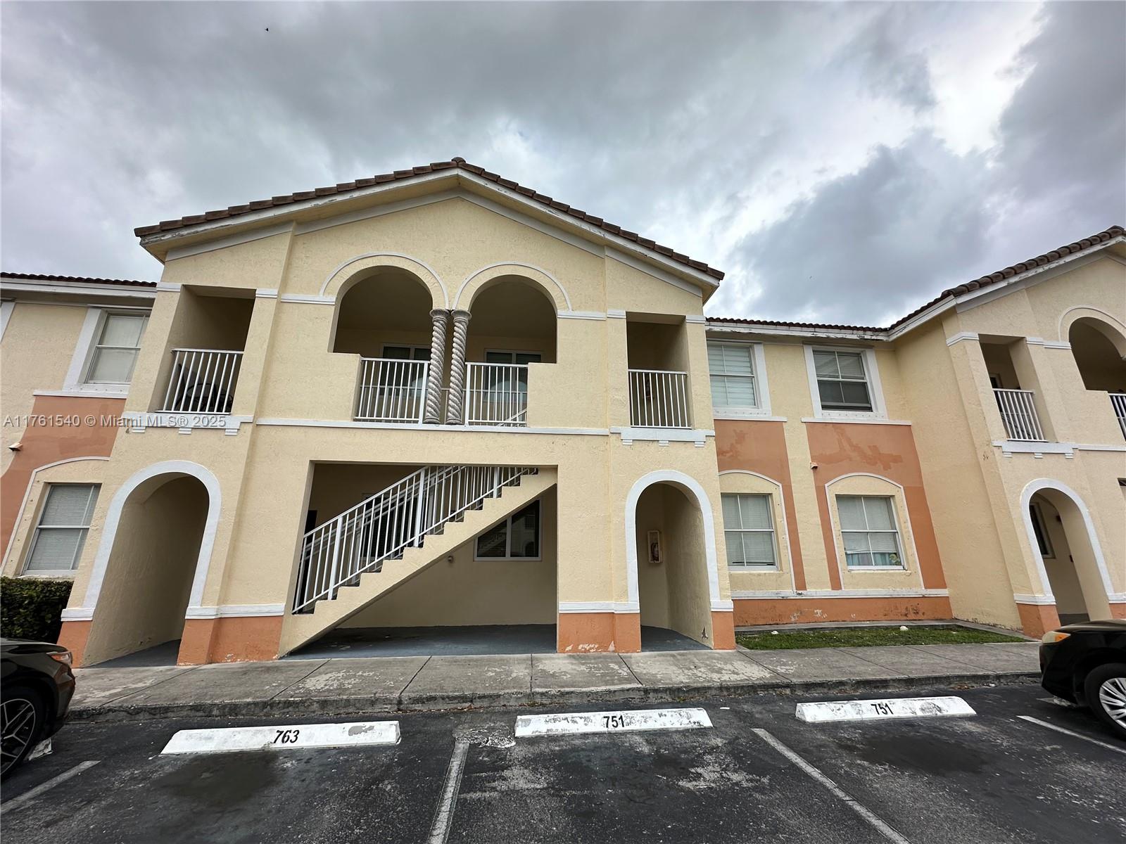 Property for Sale at 1663 Se 27th Dr 103, Homestead, Miami-Dade County, Florida - Bedrooms: 2 
Bathrooms: 2  - $220,000