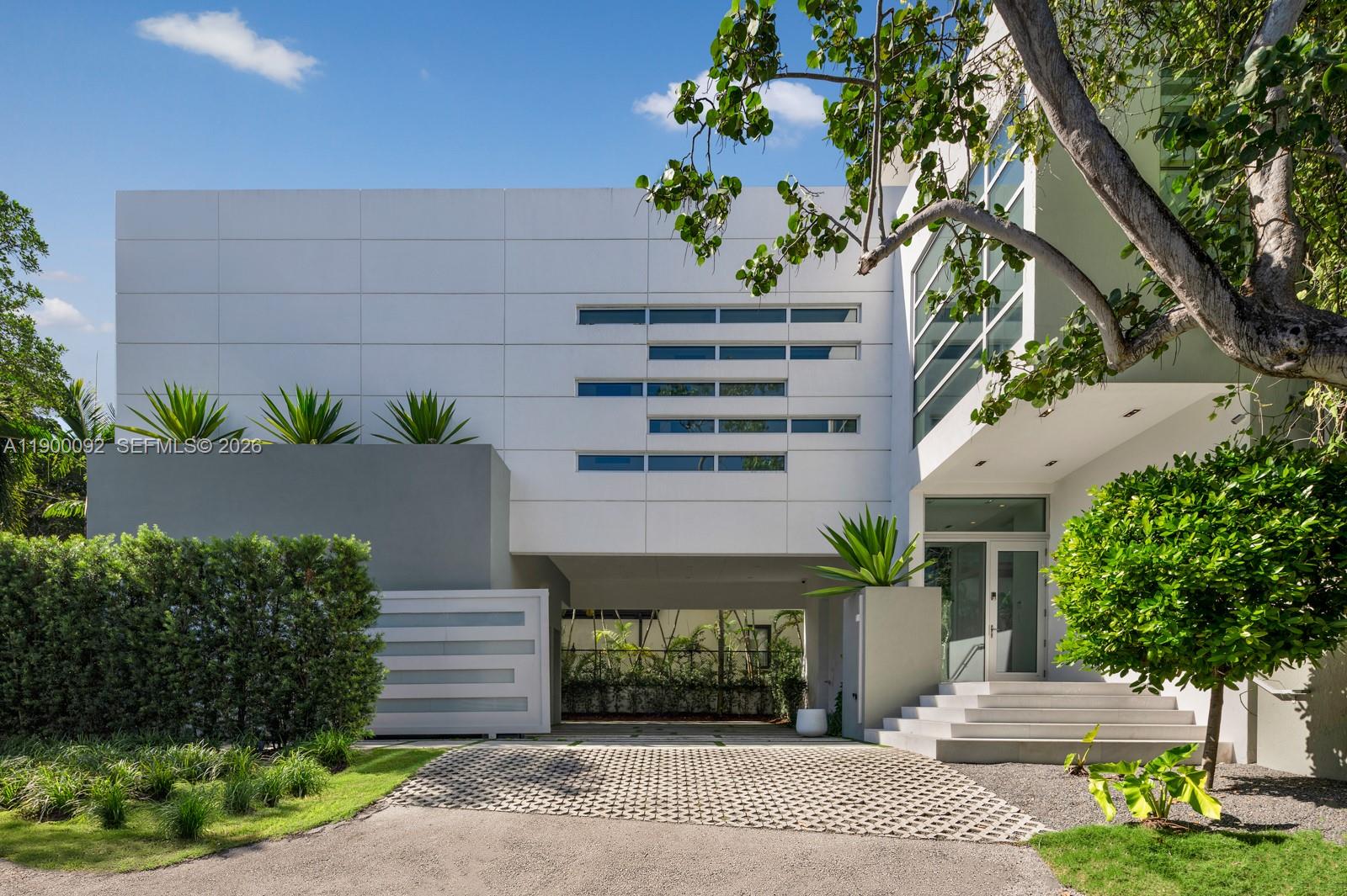 HIBISCUS ISLAND - Residential