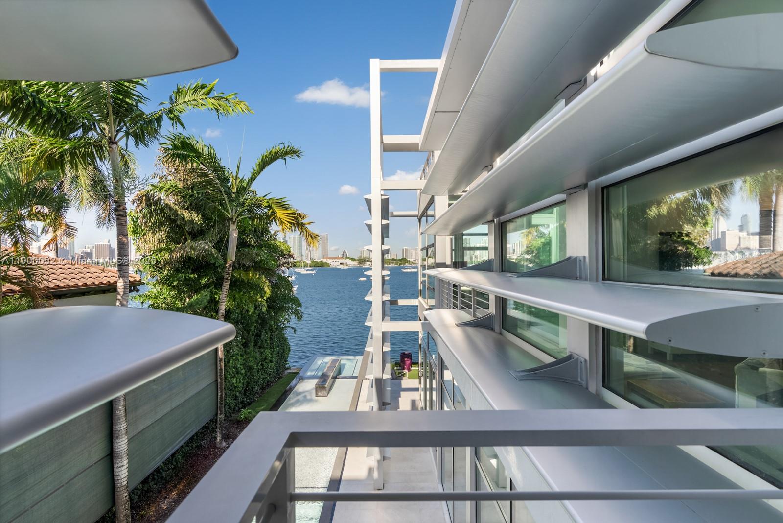 HIBISCUS ISLAND - Residential