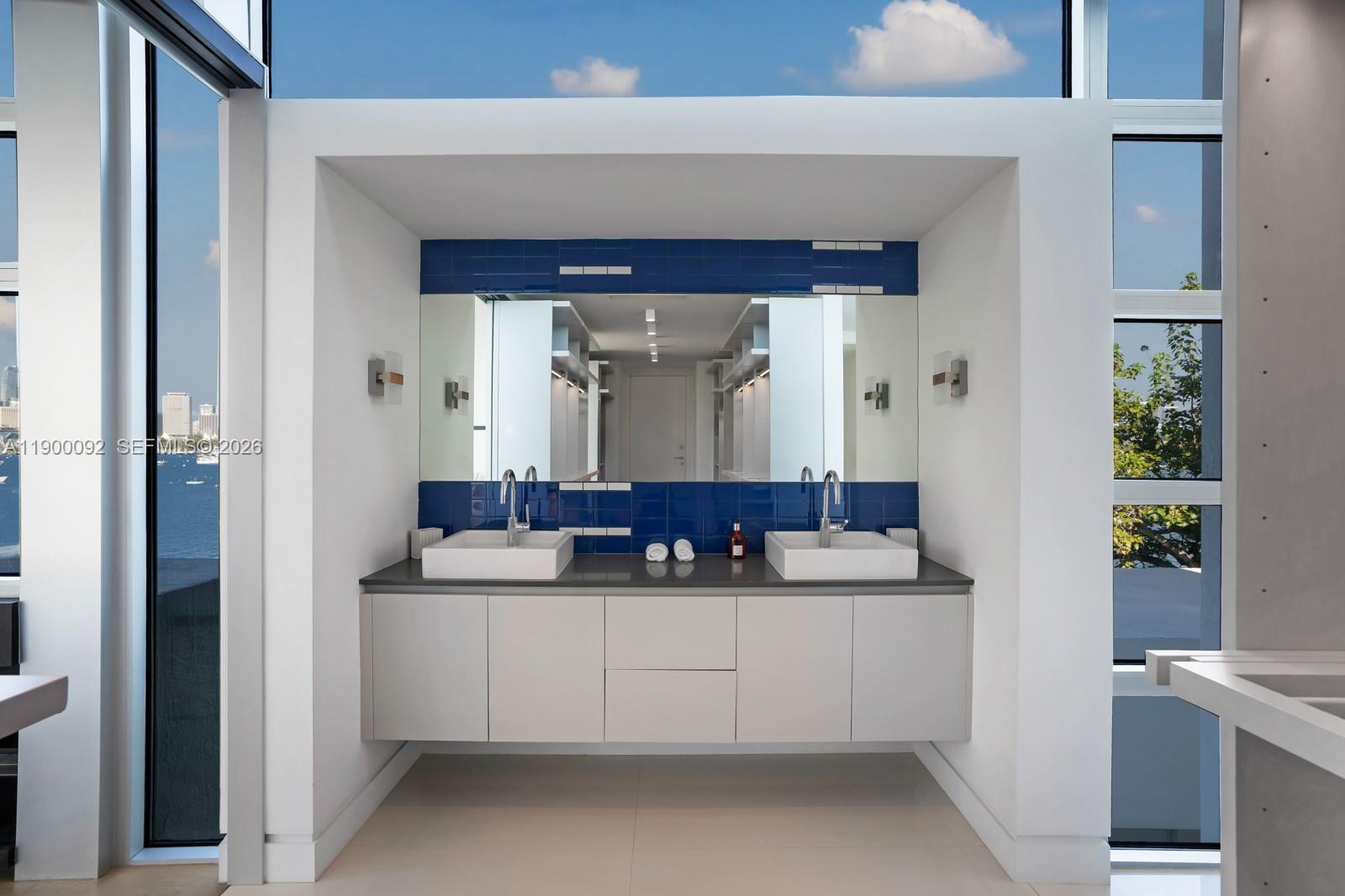 HIBISCUS ISLAND - Residential