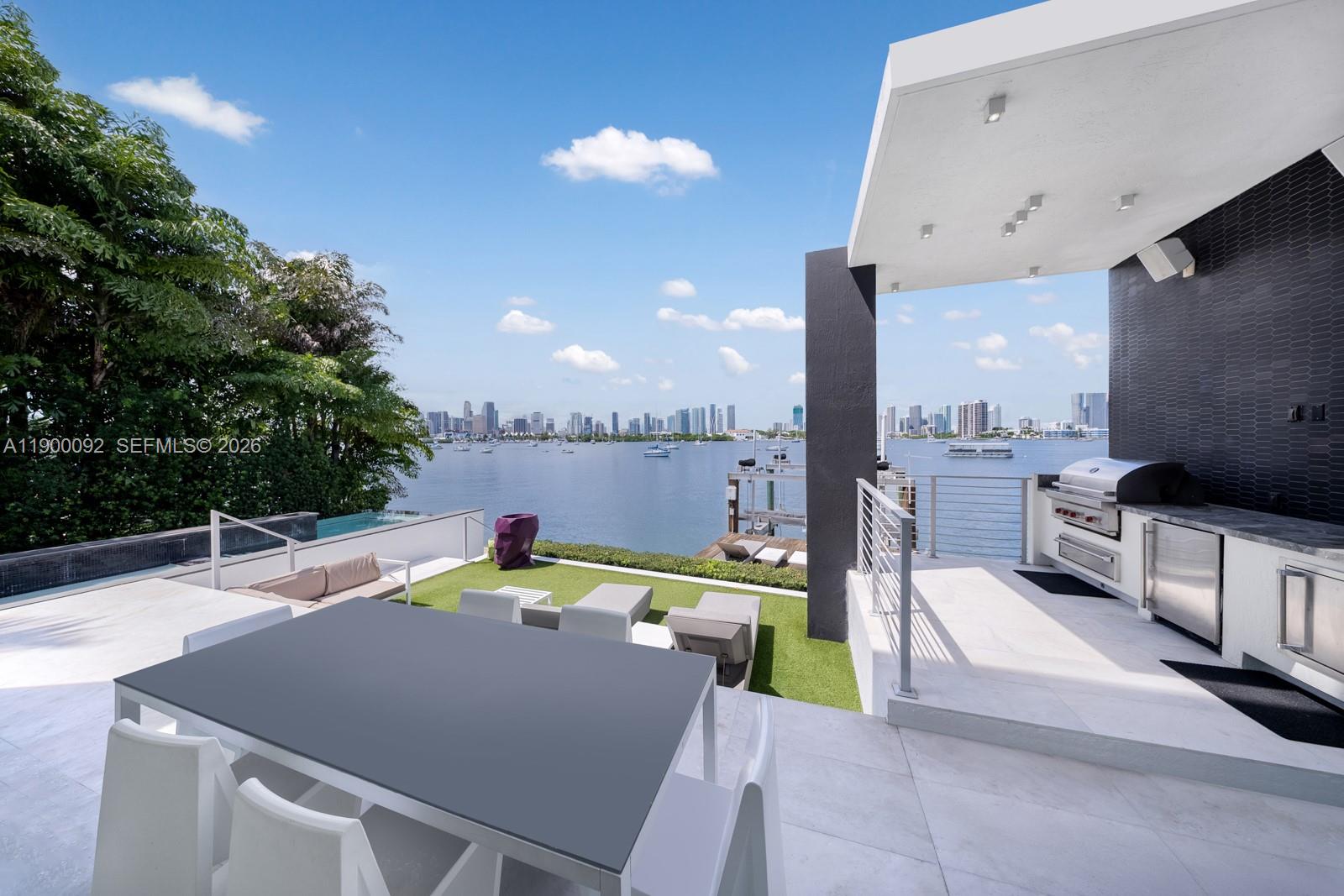 HIBISCUS ISLAND - Residential