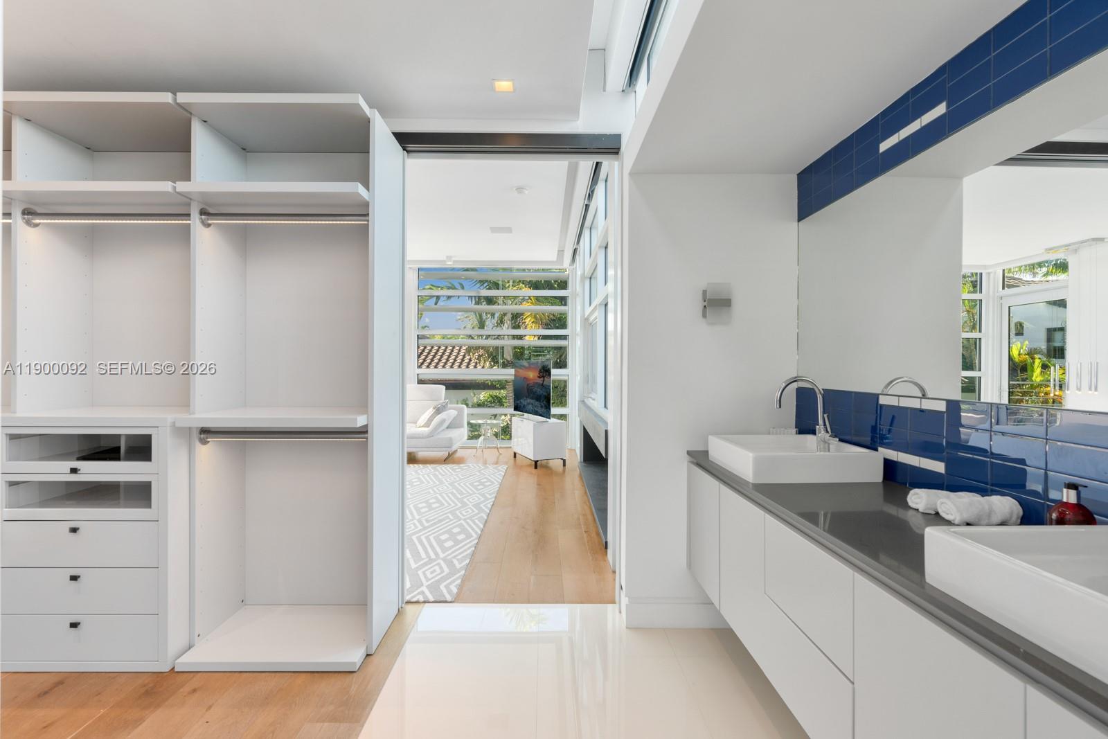 HIBISCUS ISLAND - Residential