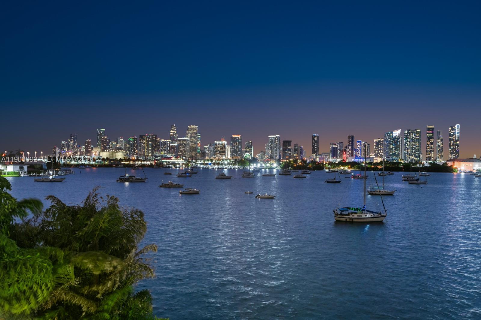 HIBISCUS ISLAND - Residential