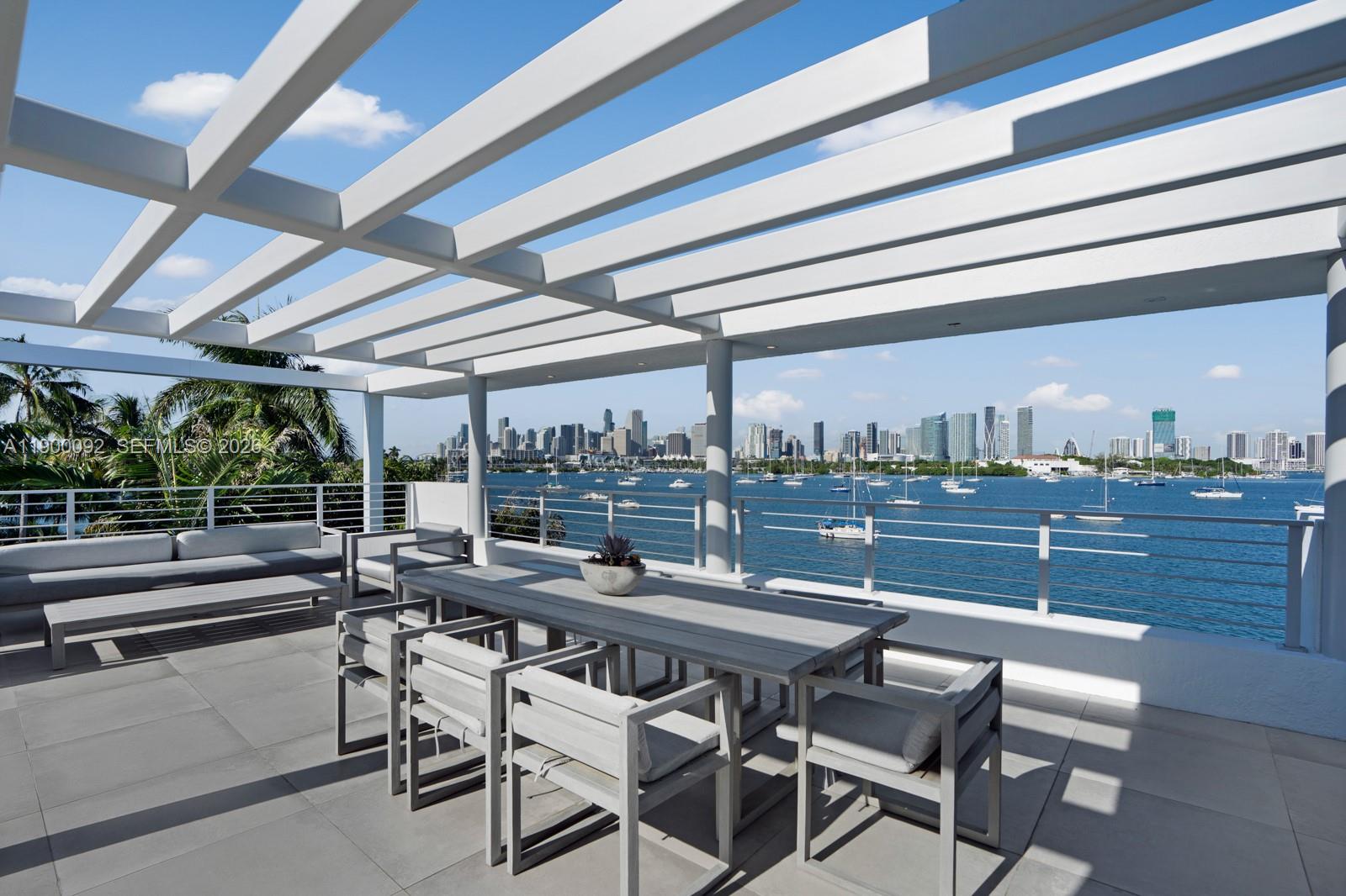 HIBISCUS ISLAND - Residential