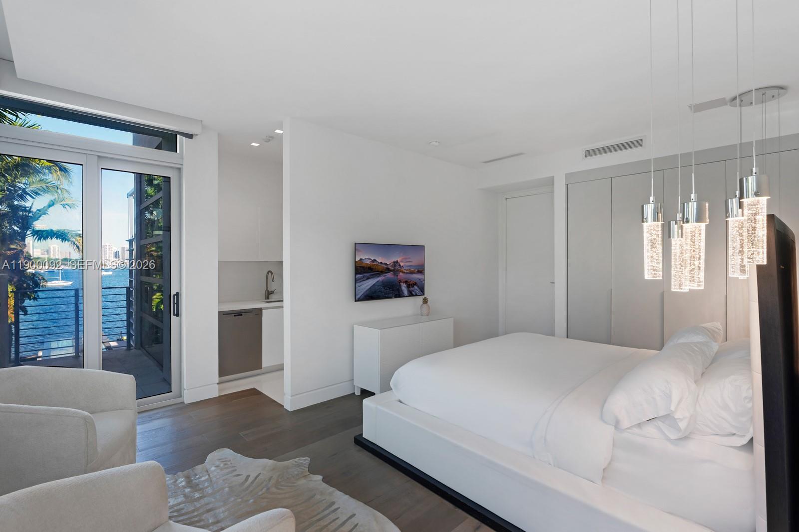 HIBISCUS ISLAND - Residential