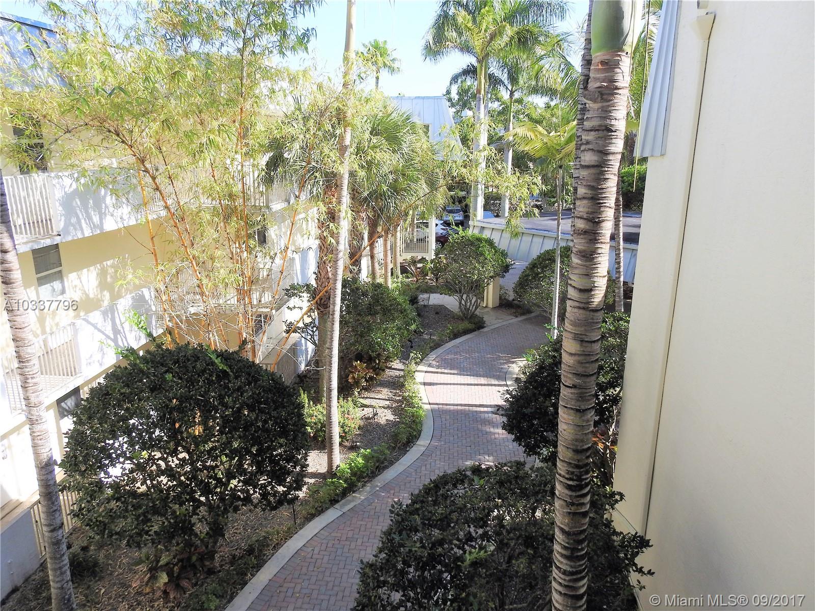 Palms Of Pinecrest Condo - Residential Lease