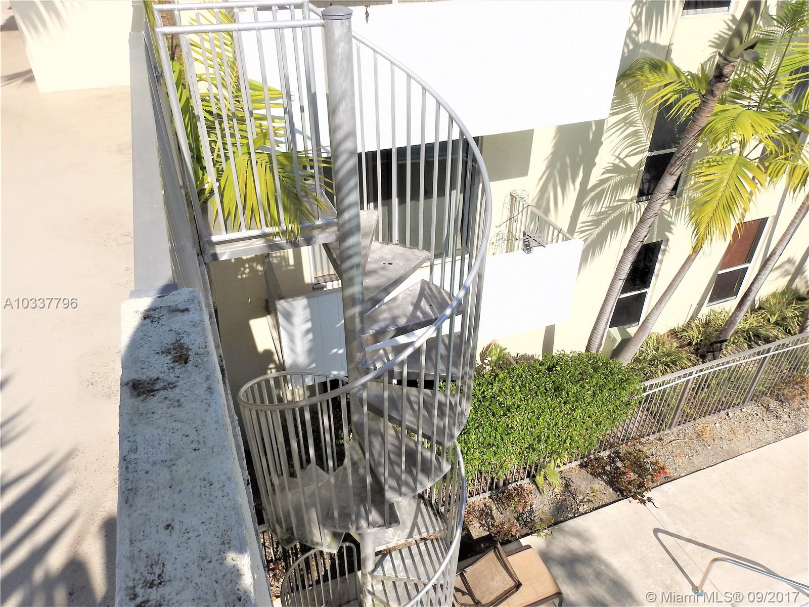 Palms Of Pinecrest Condo - Residential Lease