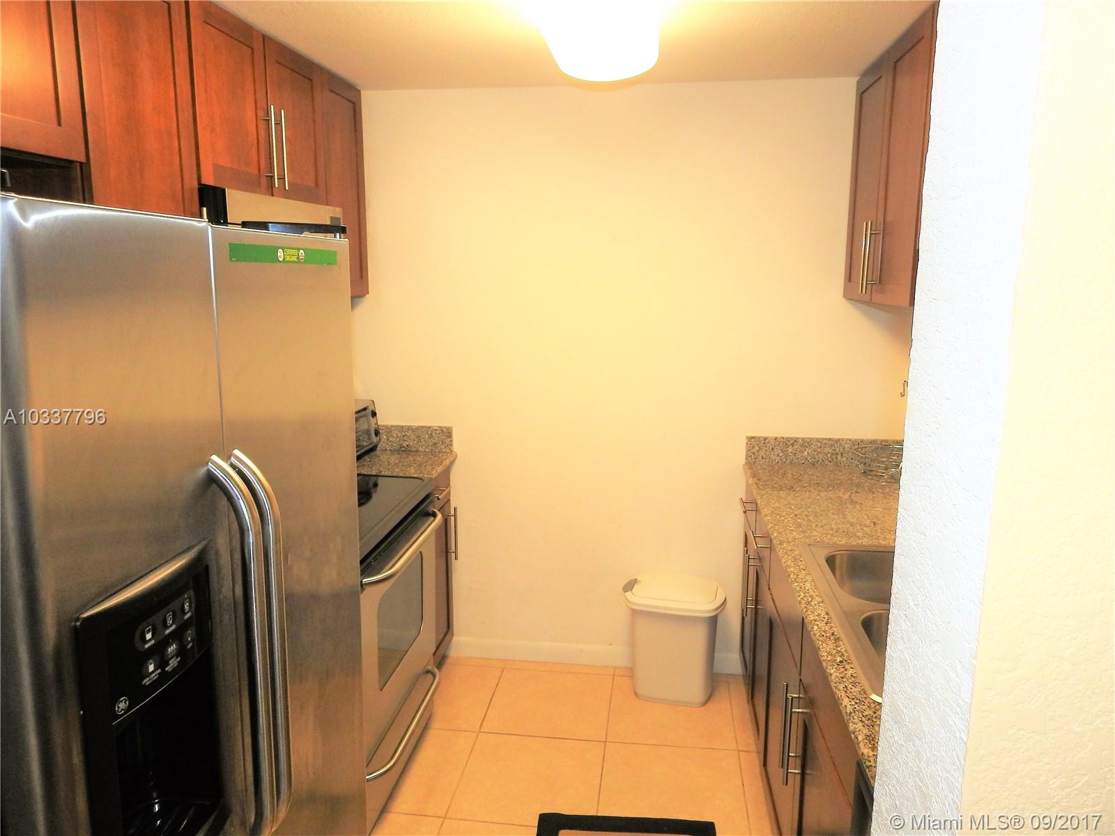 Palms Of Pinecrest Condo - Residential Lease