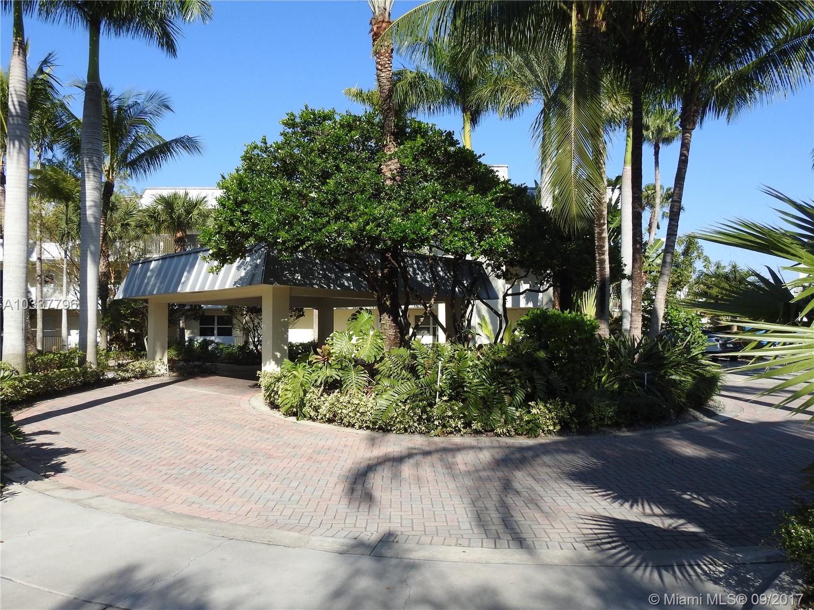 Palms Of Pinecrest Condo - Residential Lease