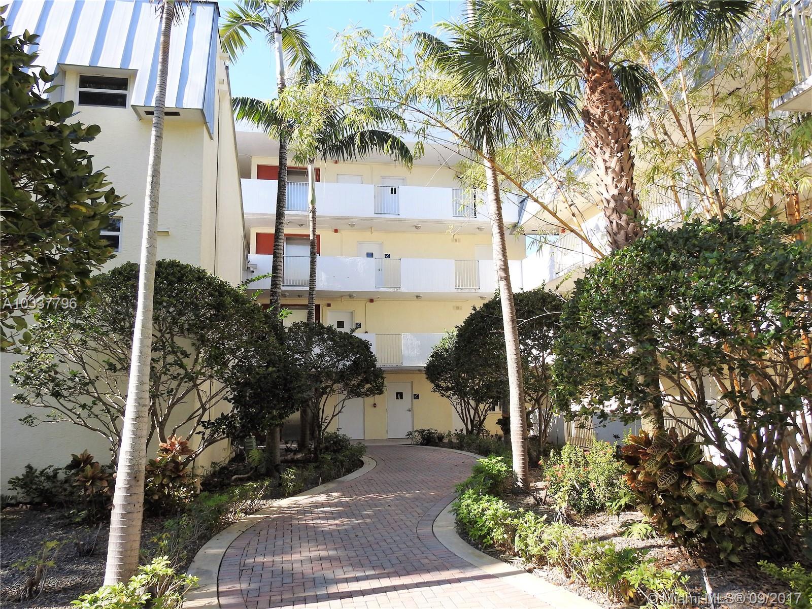Palms Of Pinecrest Condo - Residential Lease
