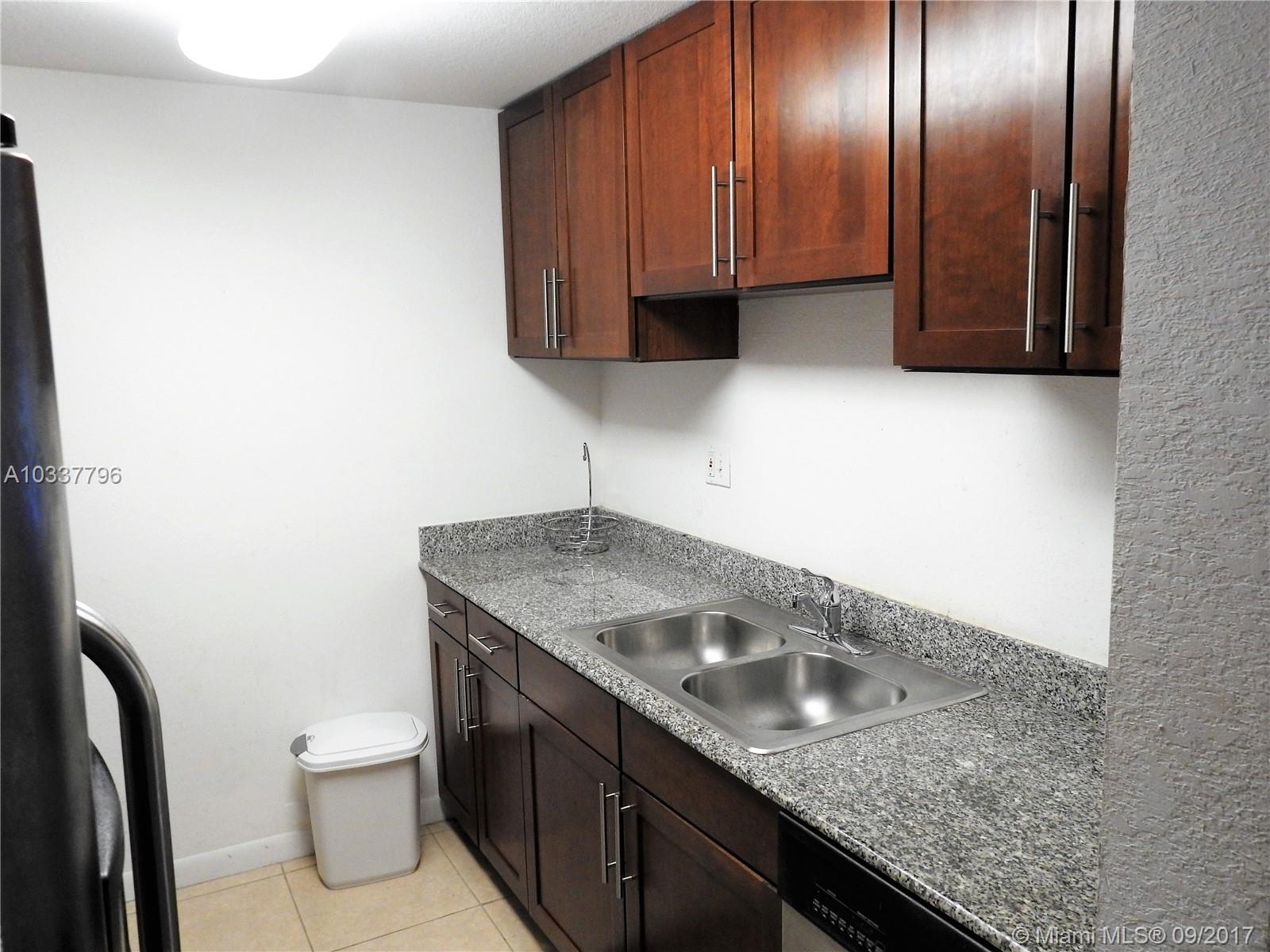 Palms Of Pinecrest Condo - Residential Lease