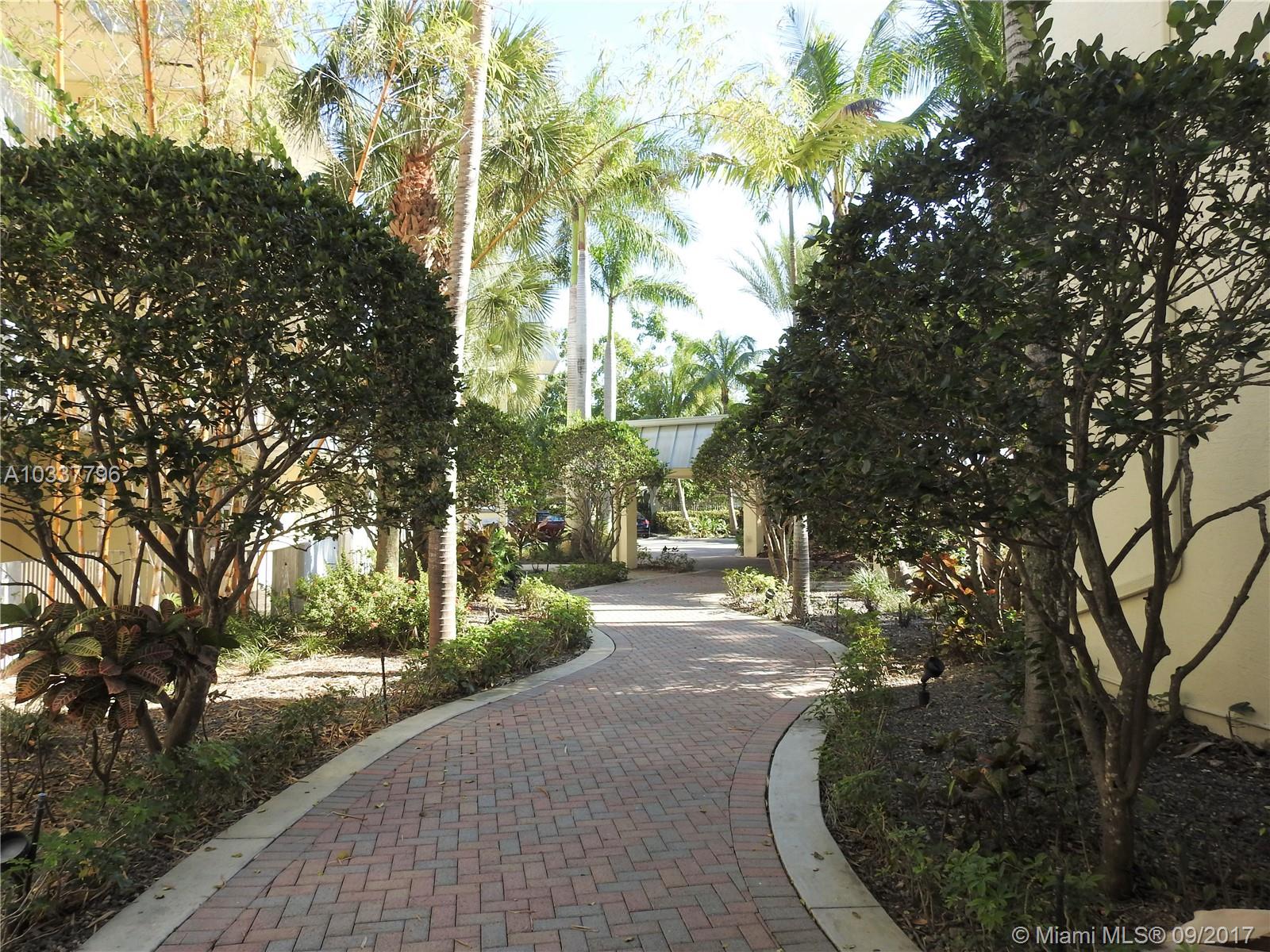 Palms Of Pinecrest Condo - Residential Lease