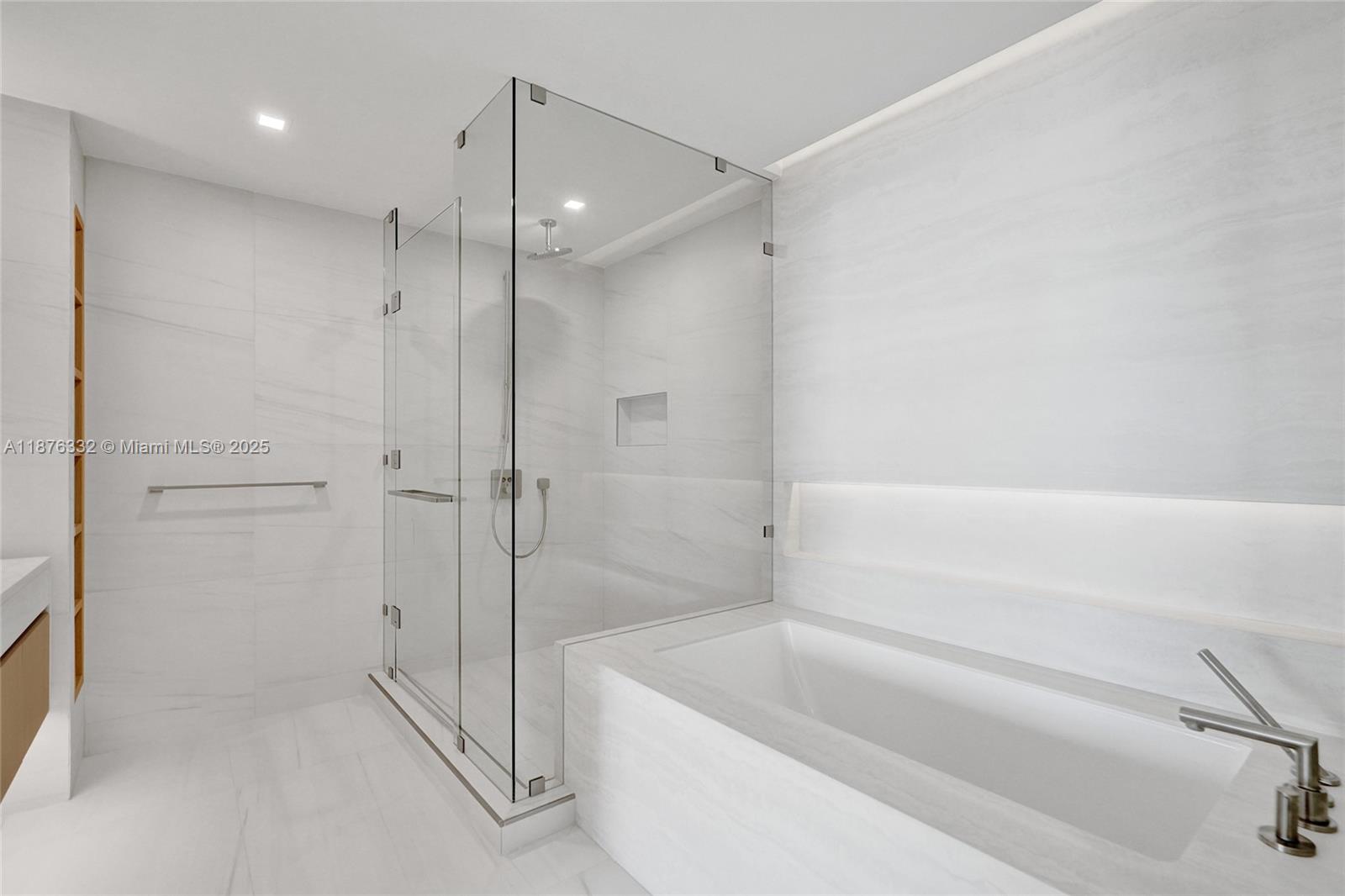 Casamar - Residential Lease