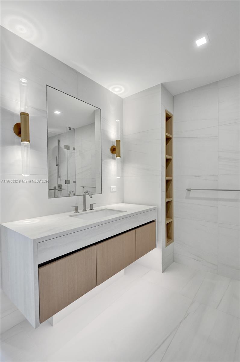 Casamar - Residential Lease