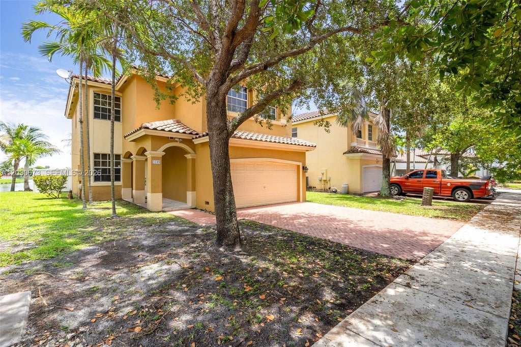 Photo of 5149 SW 137th Ave, Miramar, FL 33027 (MLS # A12030673)
