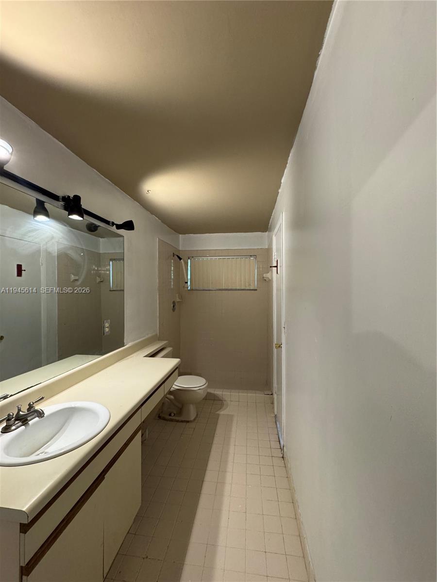 ROCK ISLAND LAND CORP - Residential