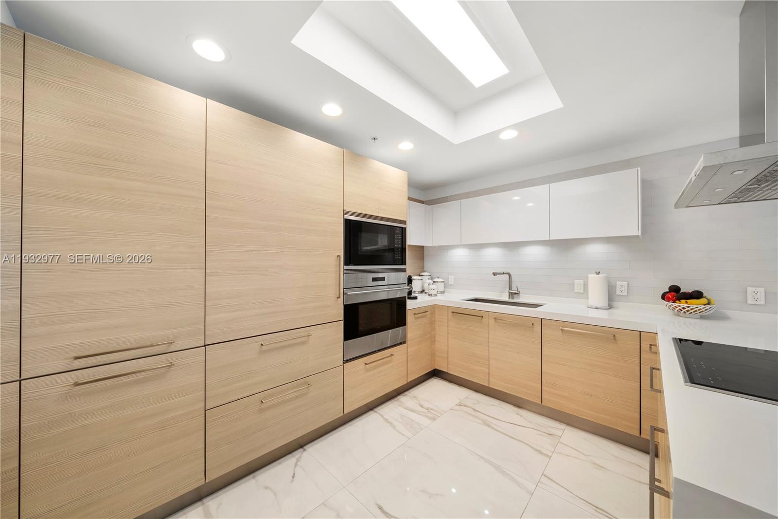 MARINA PALMS RESIDENCES S - Residential