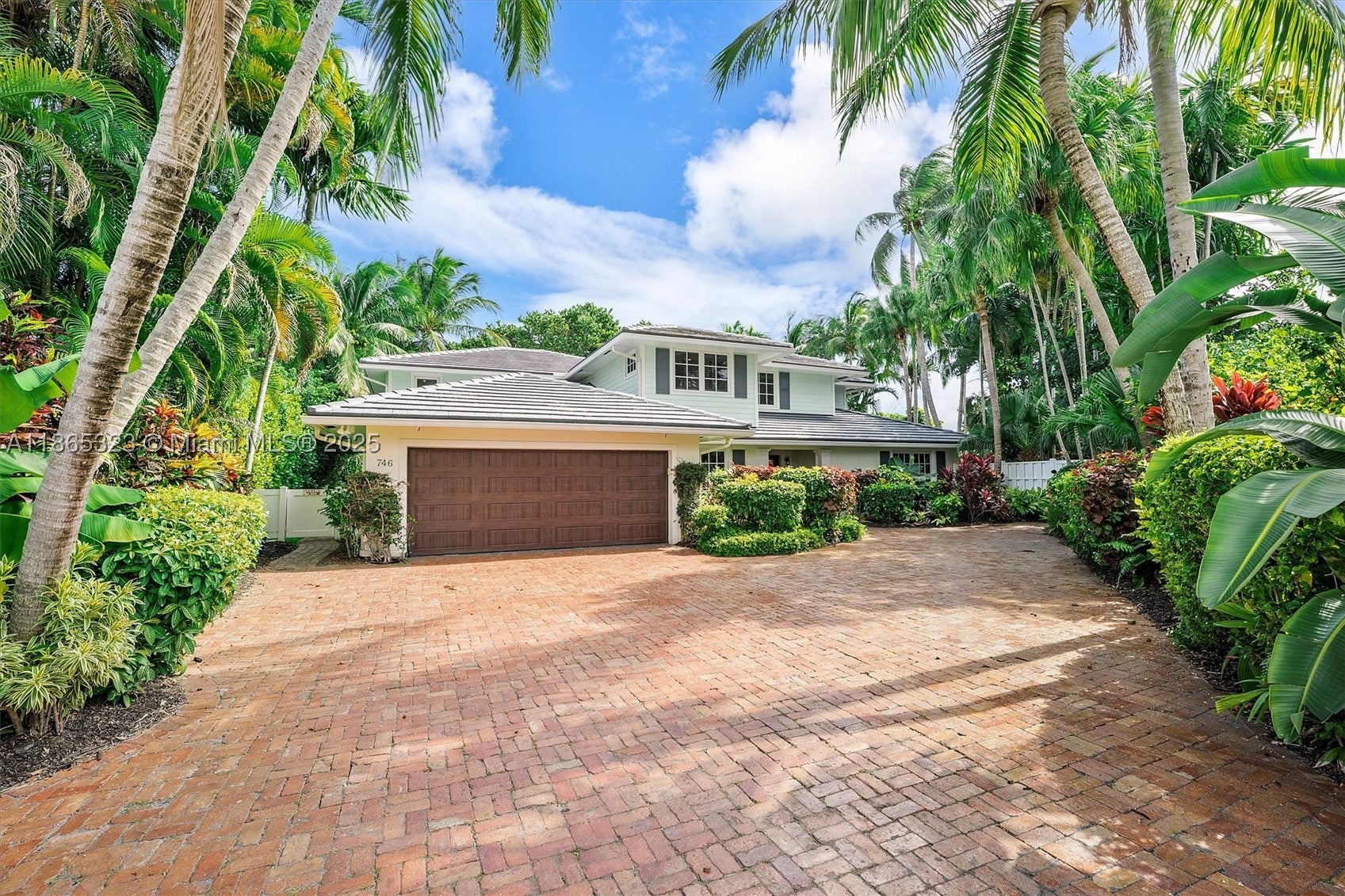 746 Marble Ct