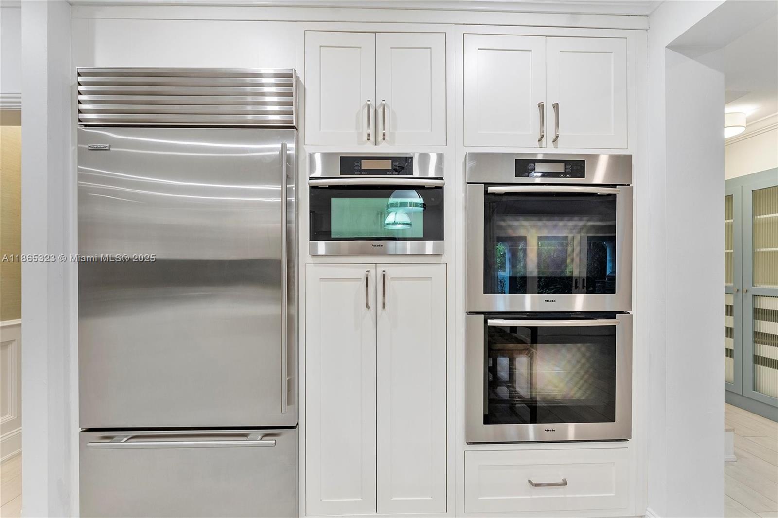 SUN AND SURF CLUB COMMUNI - Residential