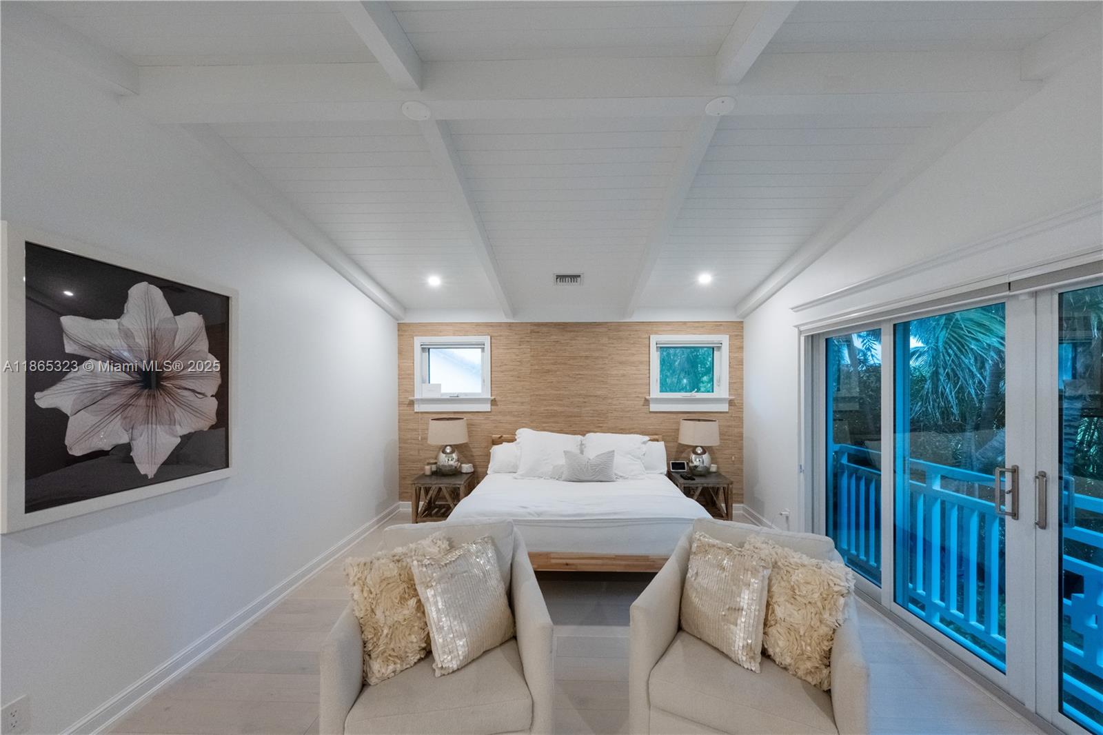 SUN AND SURF CLUB COMMUNI - Residential