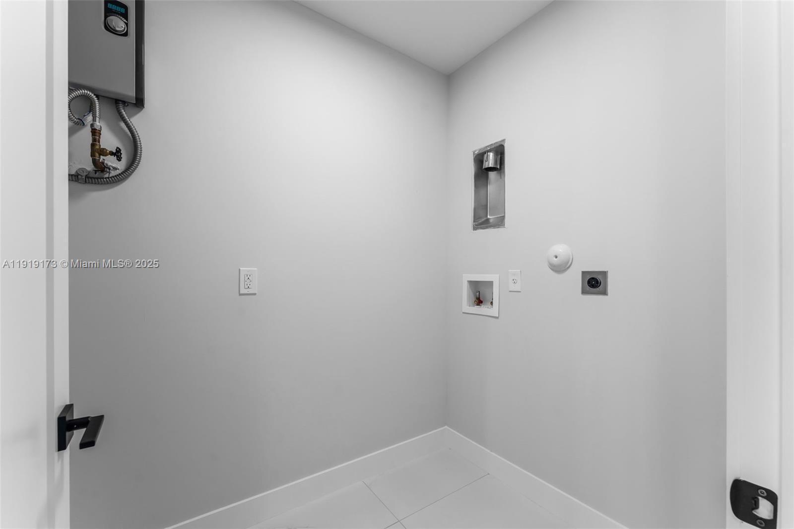 OAK SHIRE HOMES - Residential