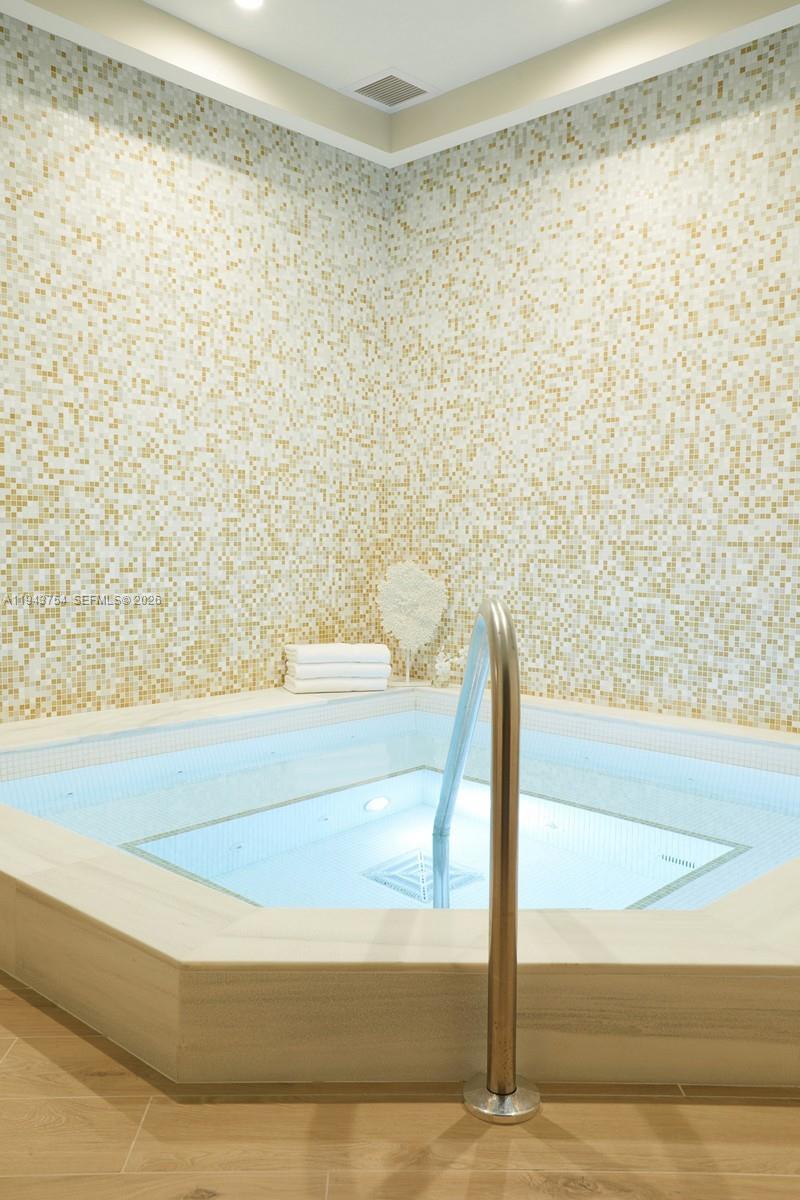 OCEAN TOWER TWO CONDO - Residential