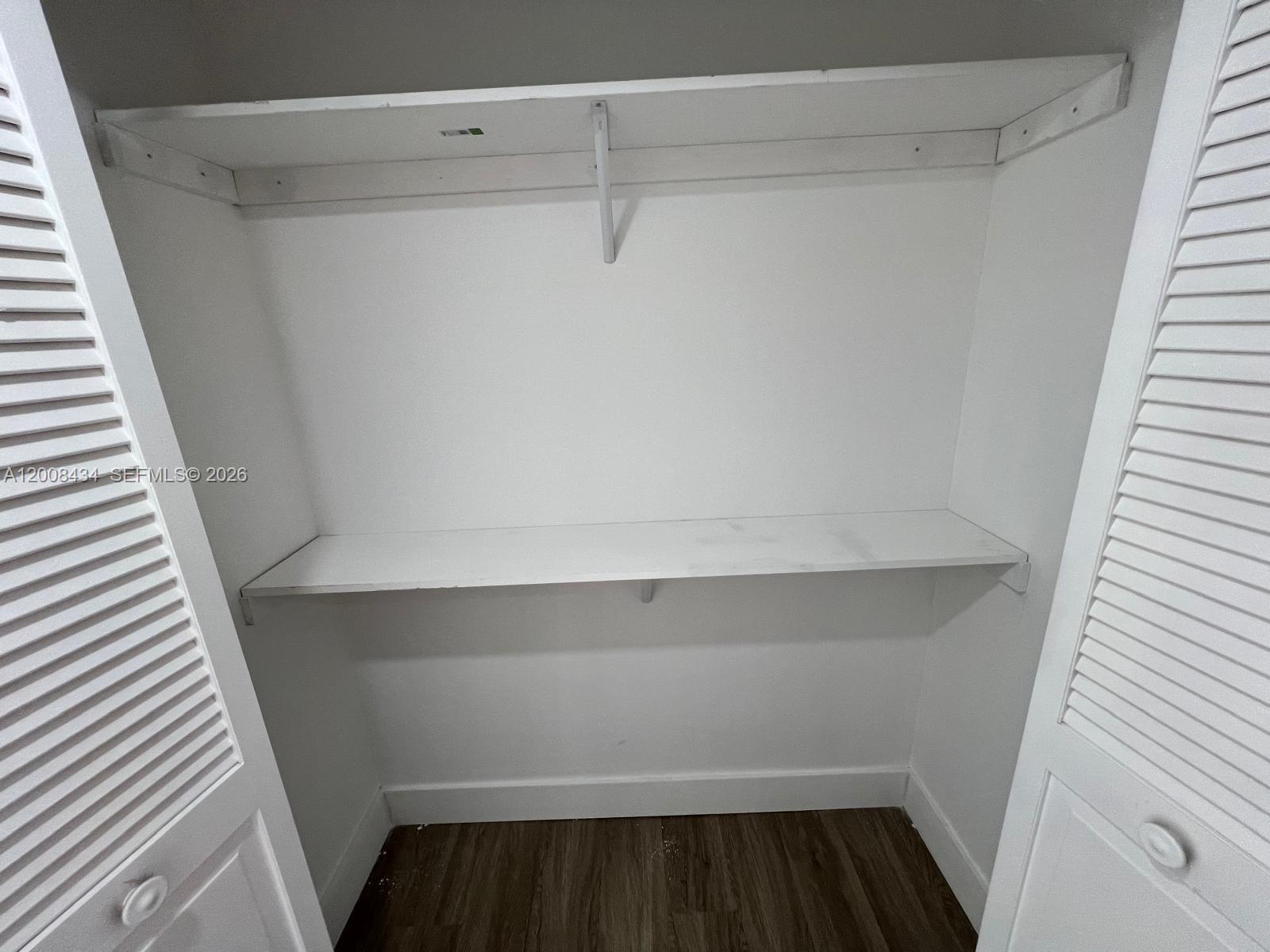 ARLEN HOUSE WEST CONDO - Residential