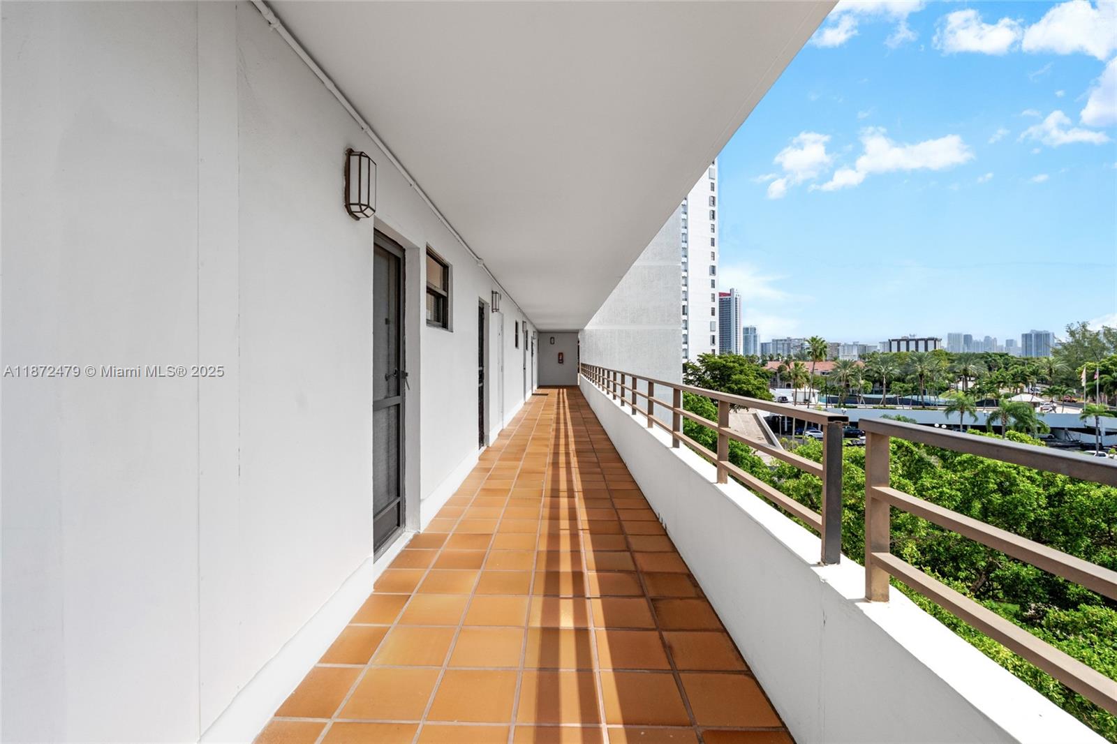 OLYMPUS CONDO PHASE - Residential