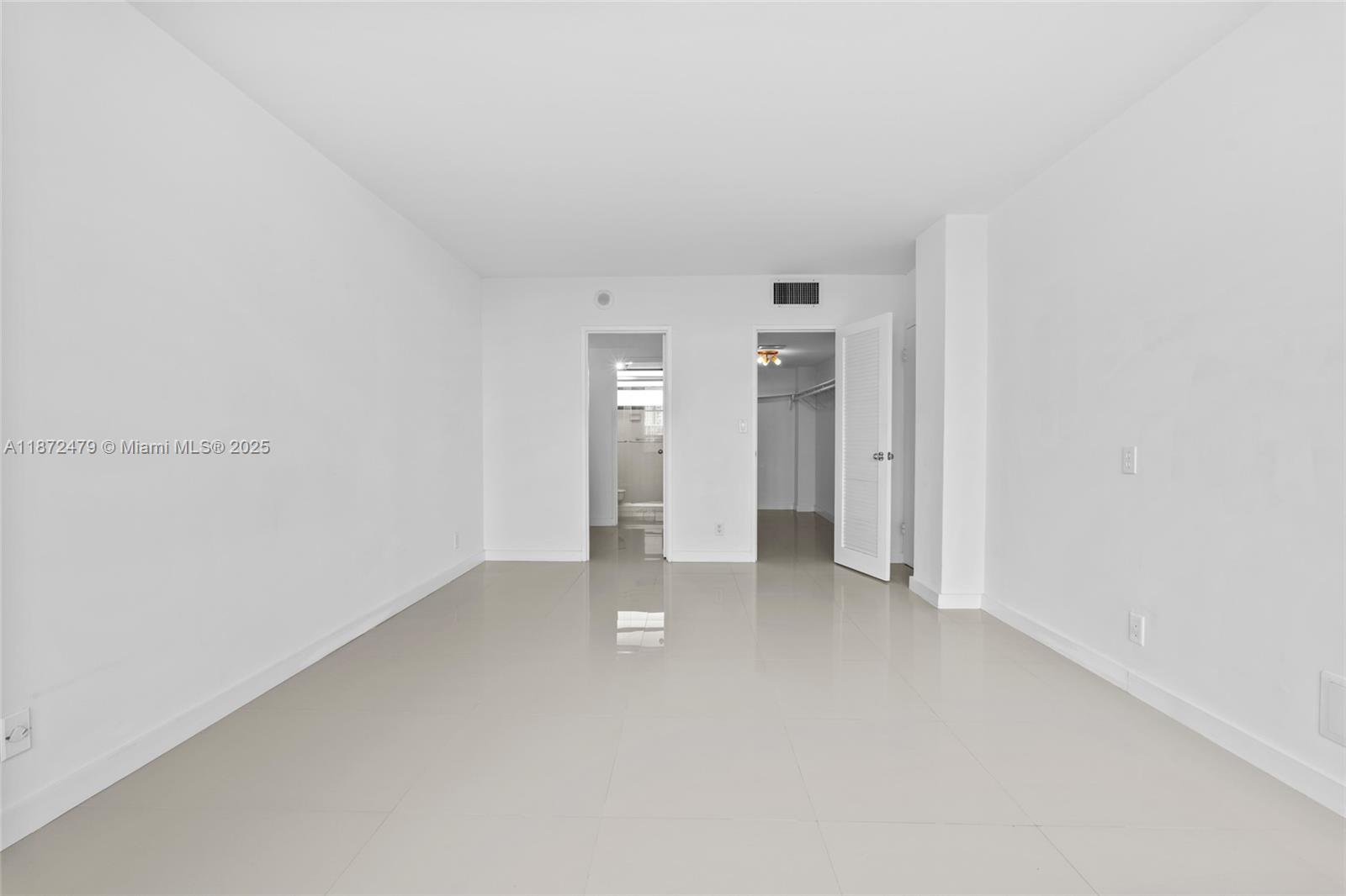 OLYMPUS CONDO PHASE - Residential