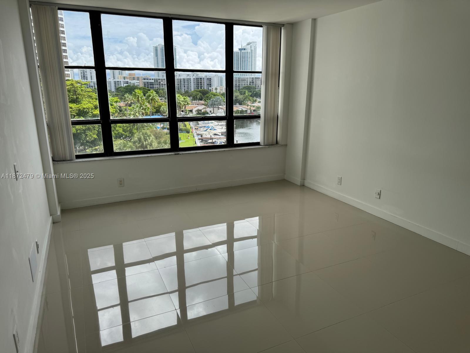 OLYMPUS CONDO PHASE - Residential