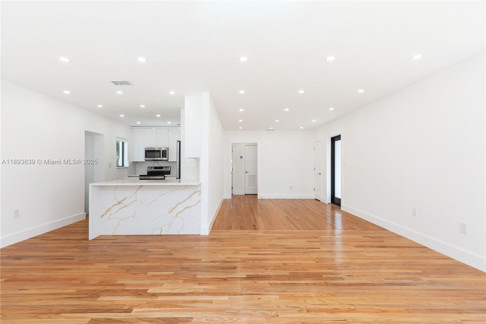 CENTRAL MIAMI PT 3 - Residential Lease