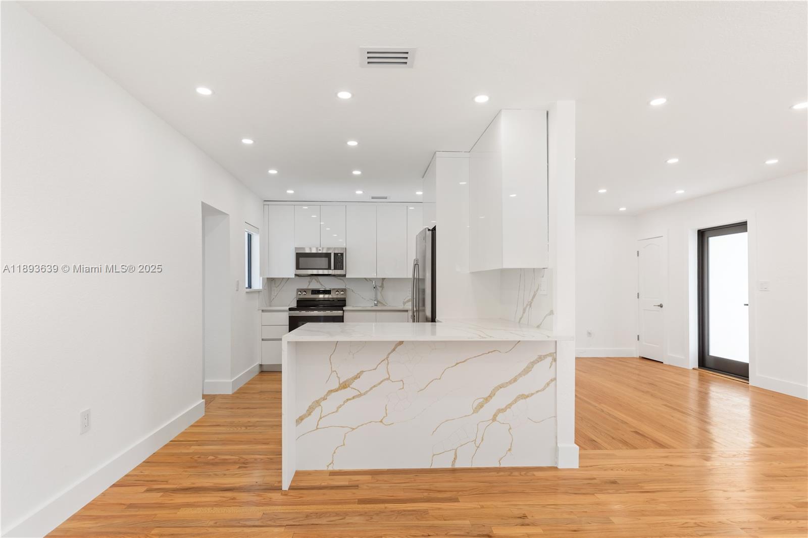 CENTRAL MIAMI PT 3 - Residential Lease