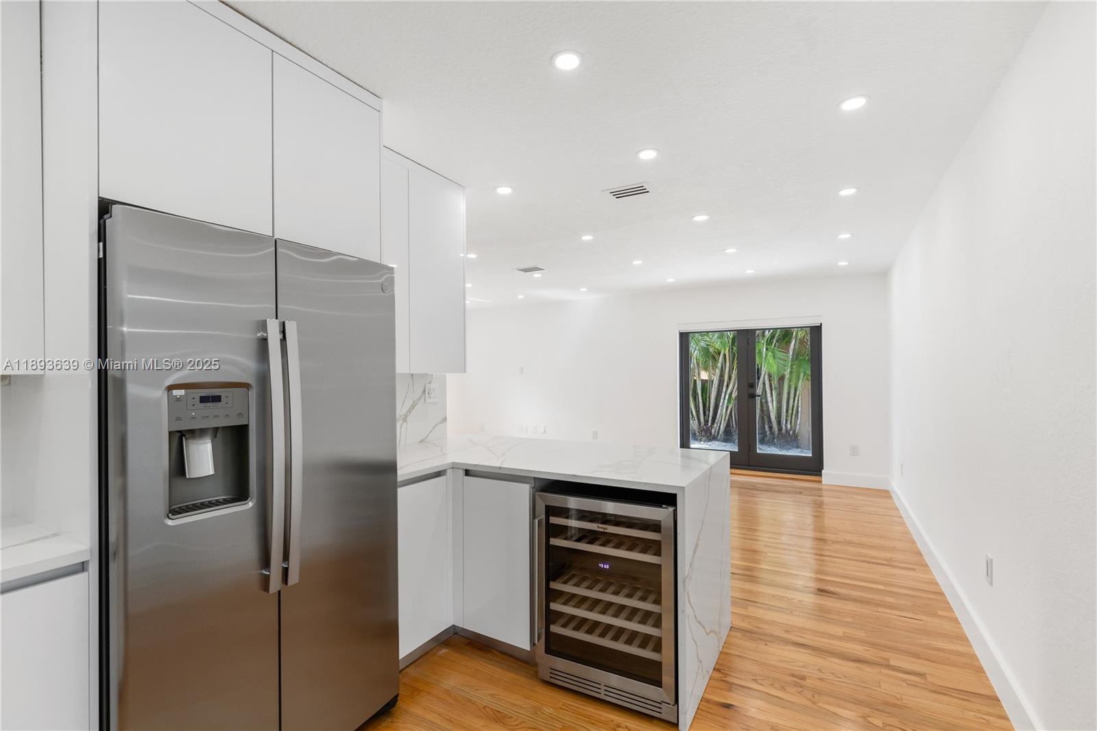 CENTRAL MIAMI PT 3 - Residential Lease