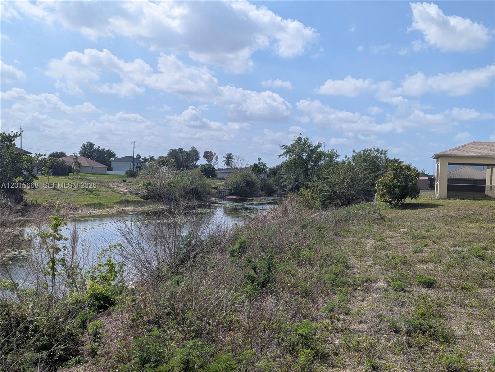 Diplomat-Cape Coral - Land