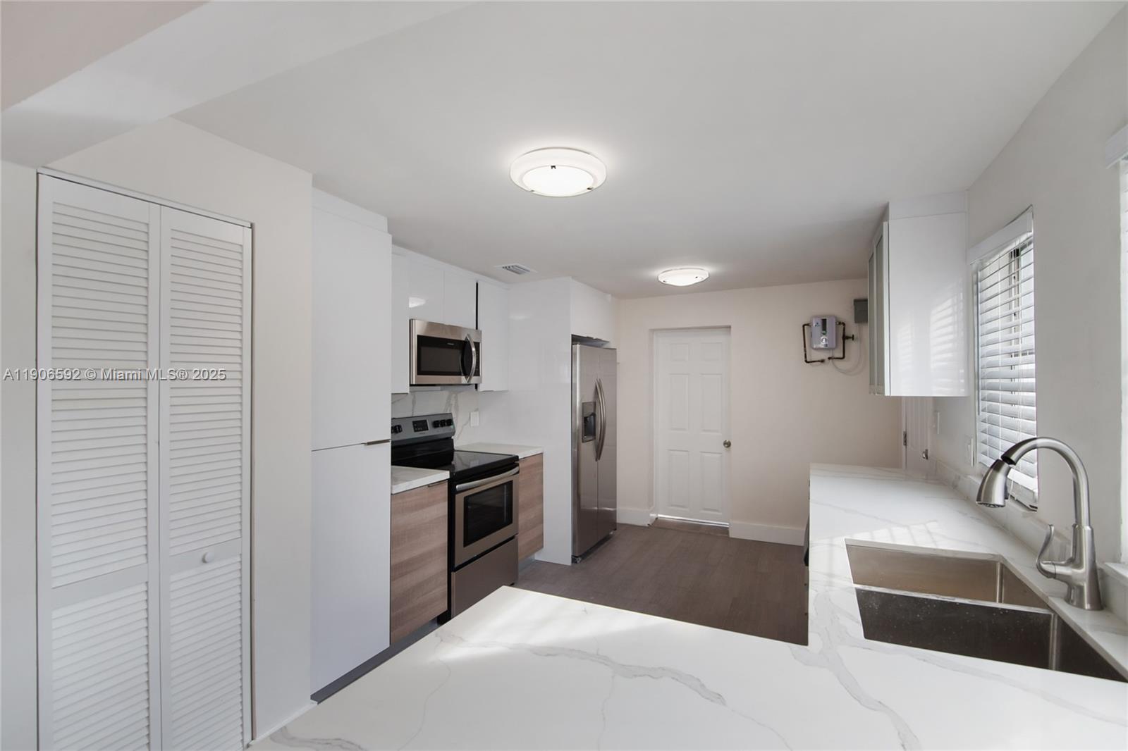 BAY VISTA PARK AMD PL - Residential Lease