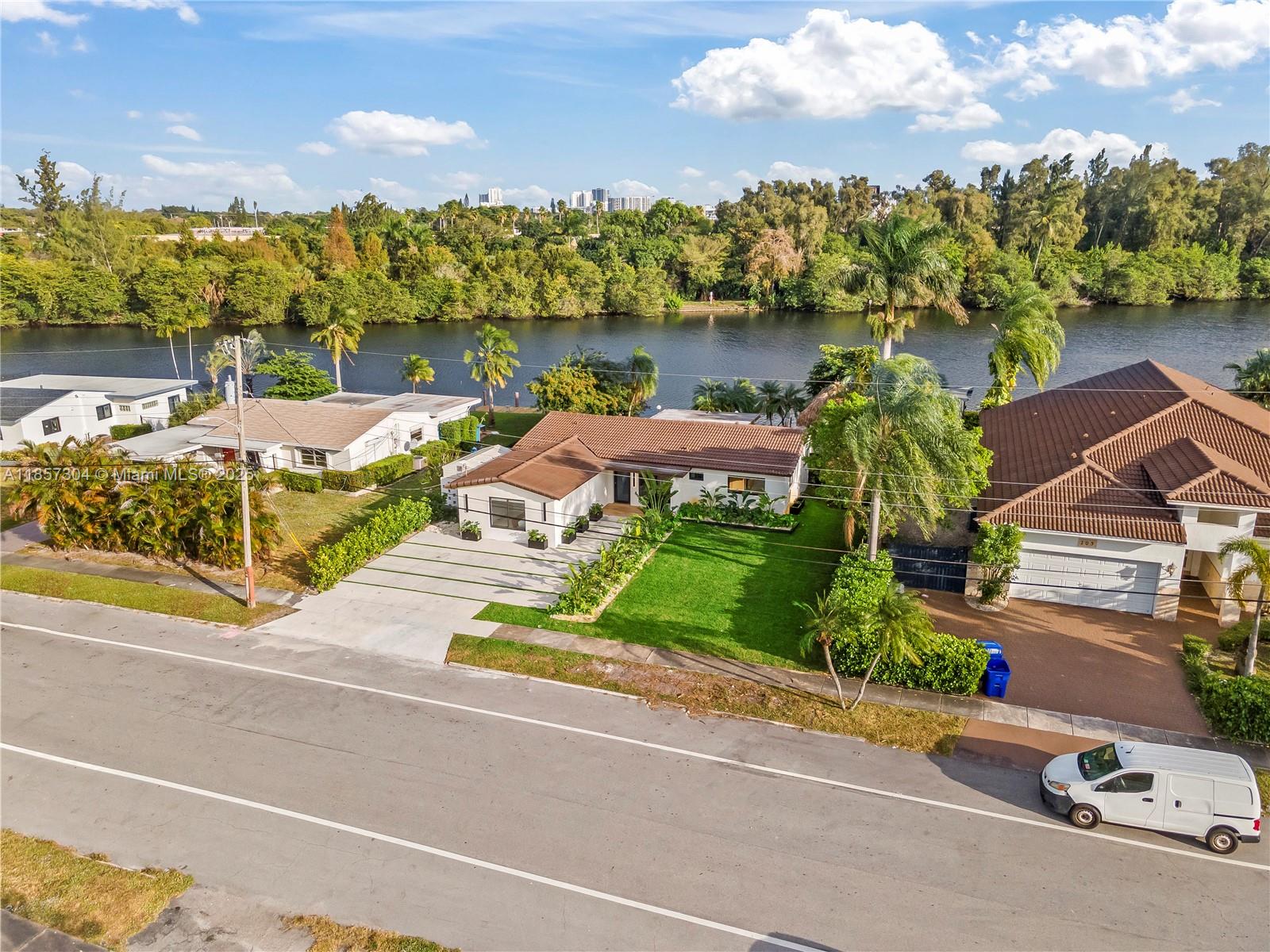 ORANGEBROOK GOLF ESTATES - Residential Lease