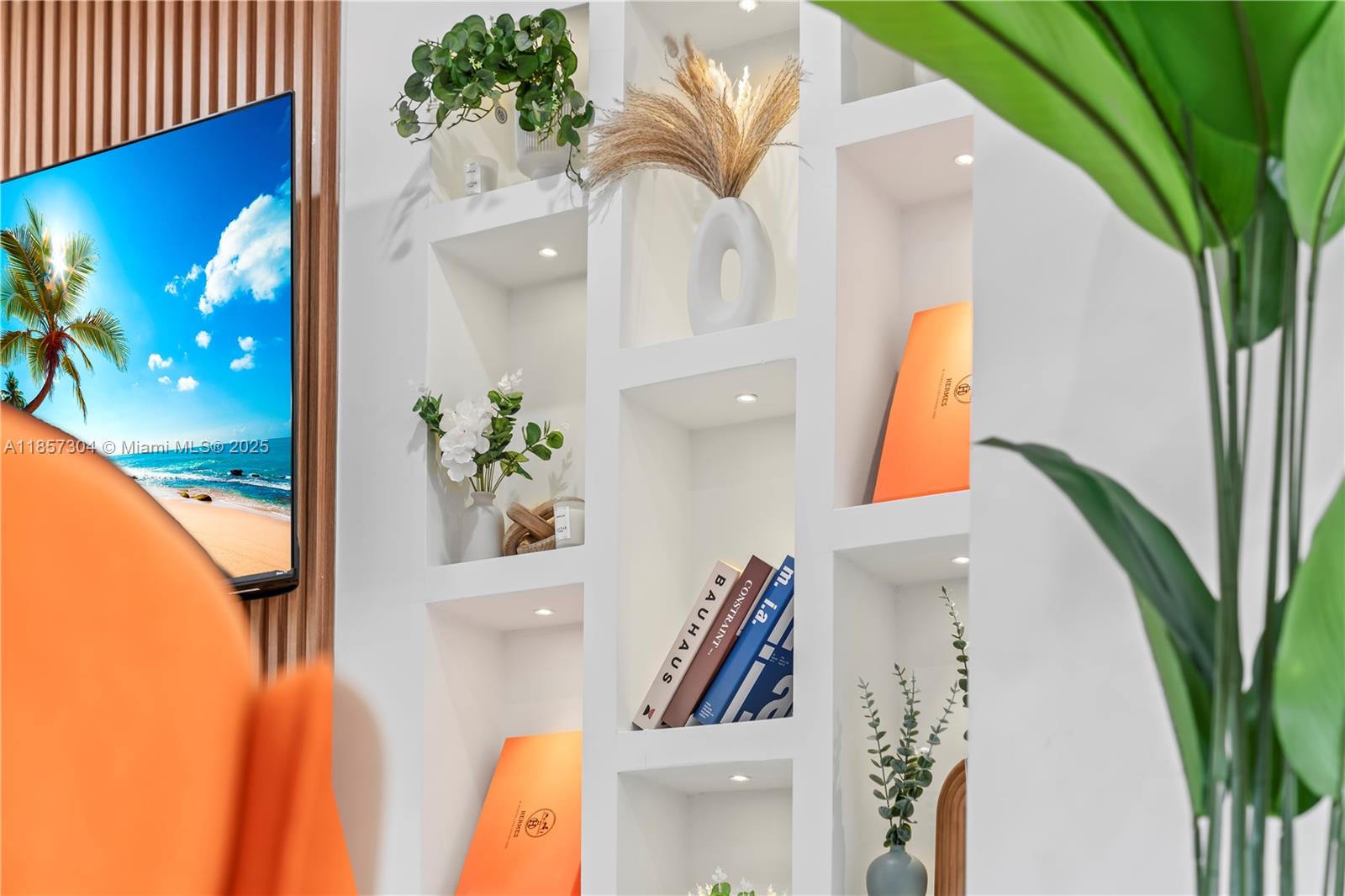 ORANGEBROOK GOLF ESTATES - Residential Lease