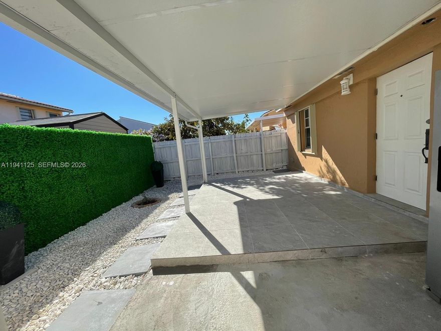 LOCATION, LOCATION! NO ASSOCIATION Roof 2019. A/C in good condition the plomber replace 3 years ago. Wonderfull home in the heart of Miami, featuring and excellent LOCATION This 2/2 property include in aditiona lefficiency and is just one blockfrom iconic calle 8, surronded by shops, restaurants, Frescos, Aldi. Walgreens, and more. convenient accses to 826 exprexsway,only 14 minute from Airport International, 22 minutes from Miami Beah, and 8 minutes from dolfin Mall. Located in centralized area with great schools and just 5 minutes from FLORIDA INTERNATIONALUNIVERSITY( FIU)