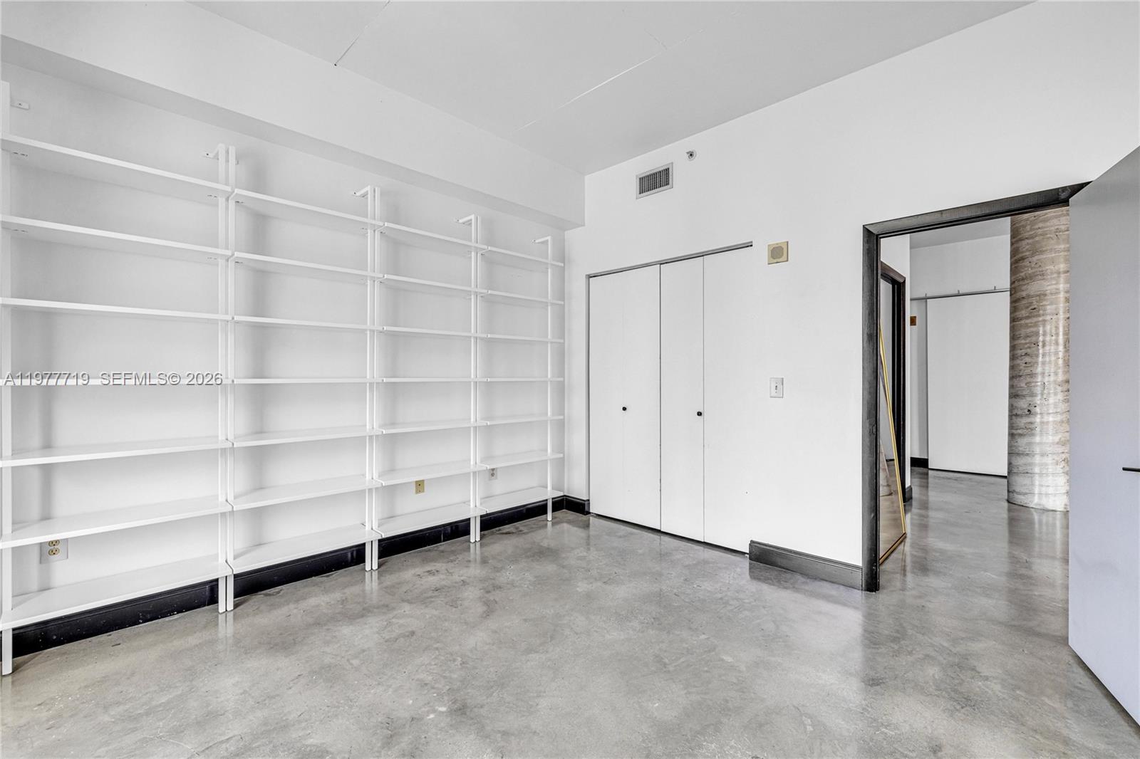 UPTOWN LOFTS CONDO - Residential