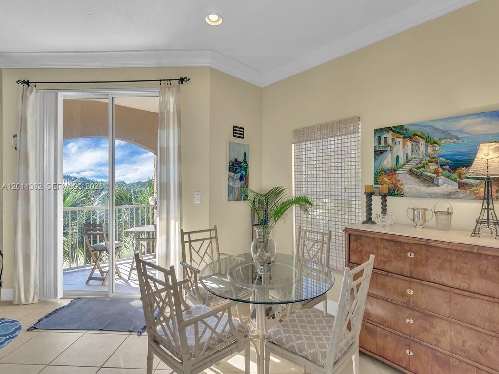 5035 Fairways Cir 305