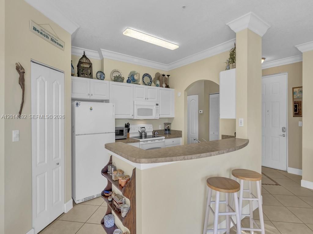 Photo of 5035 Fairways Cir #305, Vero Beach, FL 32967 (MLS # A12014392)