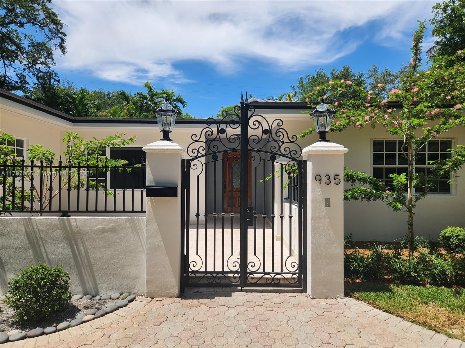 Rental Property at 935 Alfonso Ave, Coral Gables, Broward County, Florida - Bedrooms: 4 
Bathrooms: 3  - $15,900 MO.