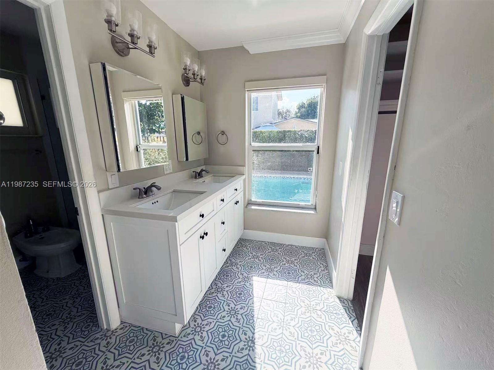 WESTBROOKE SUB 5TH ADDN - Residential Lease