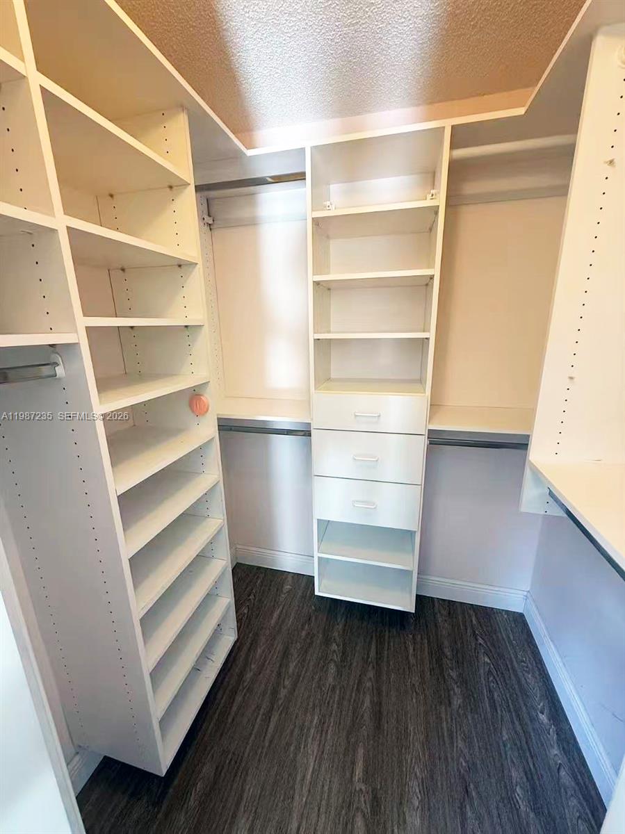 WESTBROOKE SUB 5TH ADDN - Residential Lease