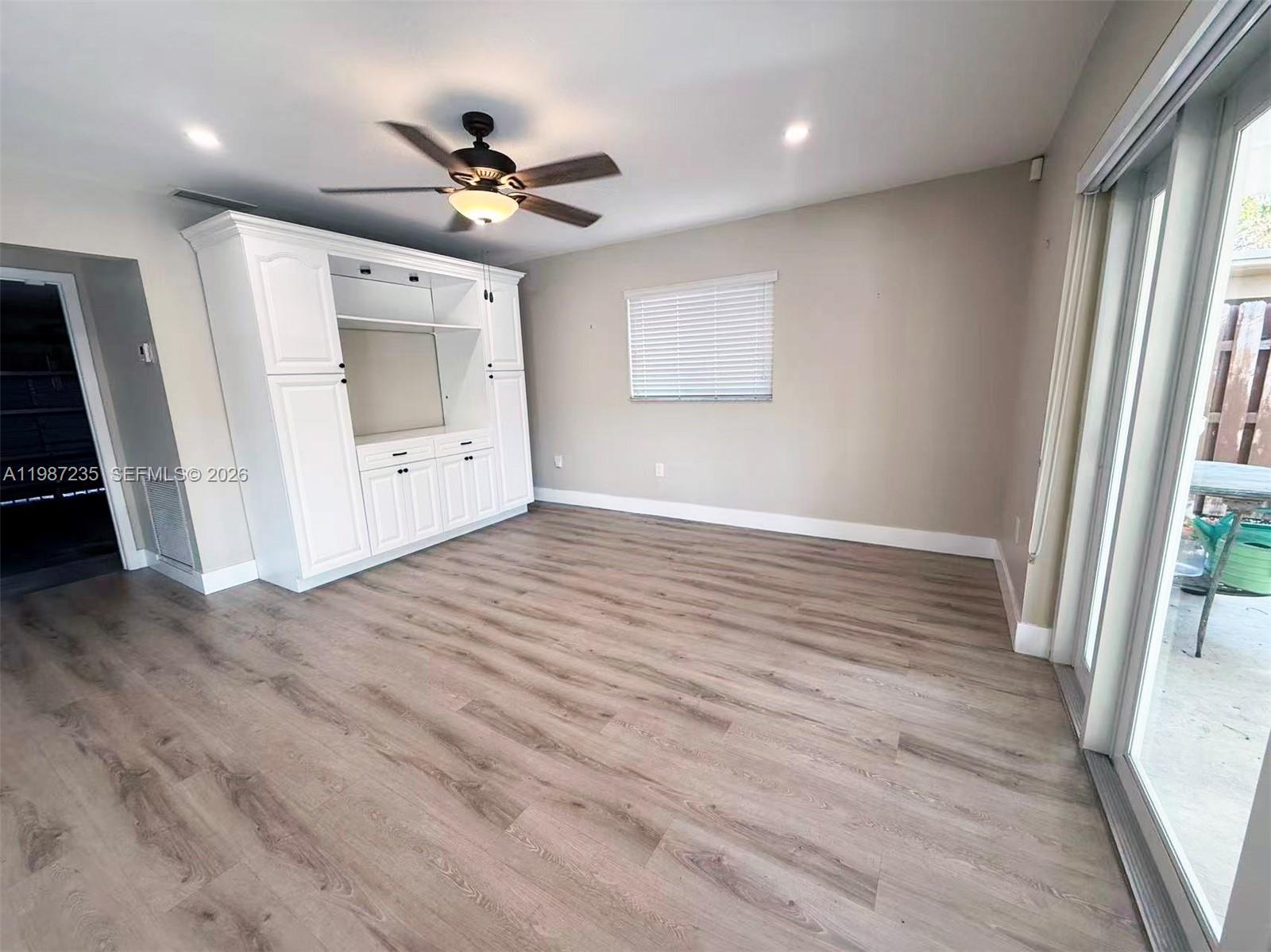 WESTBROOKE SUB 5TH ADDN - Residential Lease