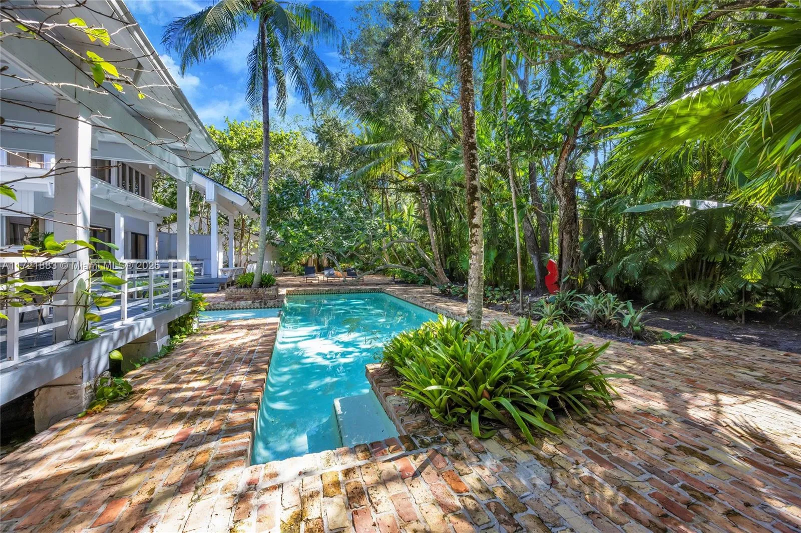 Coral Gables, Florida 33156, United States, 4 Bedrooms Bedrooms, ,4 BathroomsBathrooms,Residential,Active,20168