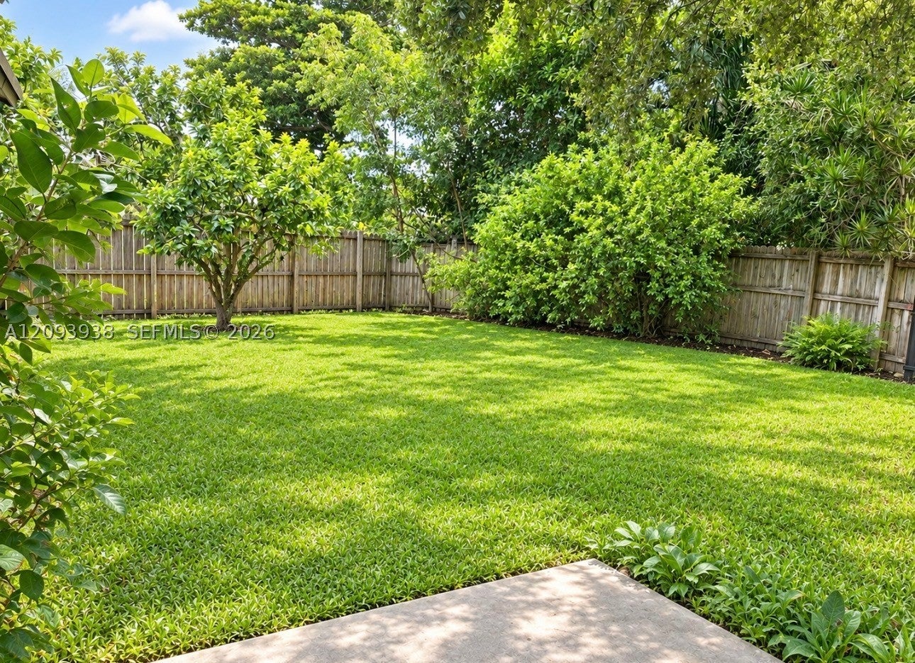 908 Cardinal Pl